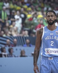 看看半决赛三分谁更准！欧锦赛至今土耳其三分命中率第1 希腊第2