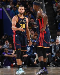 半岛体育app下载-不是赢球公式？巴特勒和库里同场砍30+时 勇士0胜3负