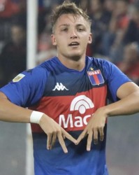 半岛体育全站-意大利归化阿根廷新锋霸，曼奇尼竟为他放弃原则！