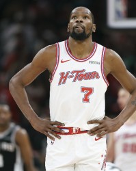 半岛体育全站-火箭99-109不敌黄蜂 球员评价：2人优秀，5人及格，5人崩盘